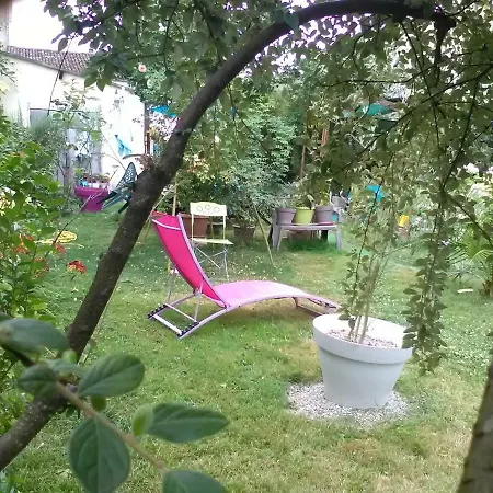 Le Parisien * Saintes