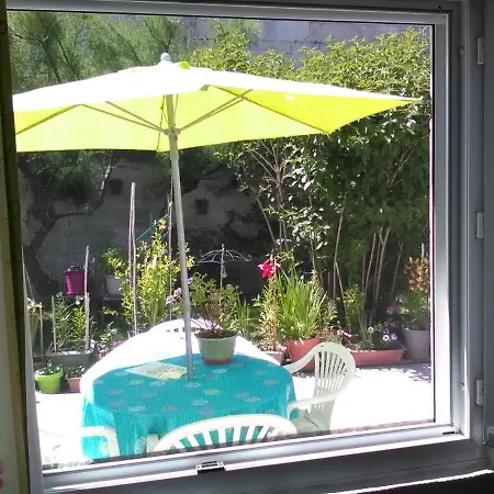 Le Parisien Hotel Saintes