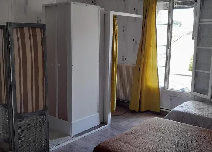 Hotel Le Parisien Saintes